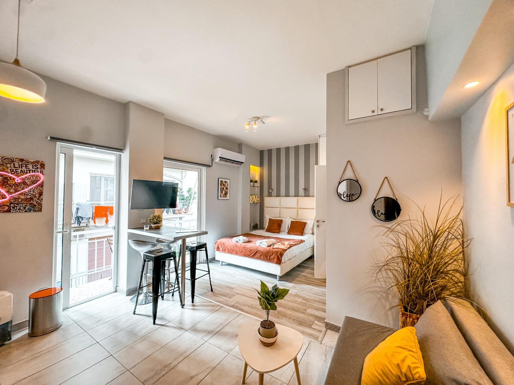 Apartment Walk To Markets From A Cozy By Cielo Homes *