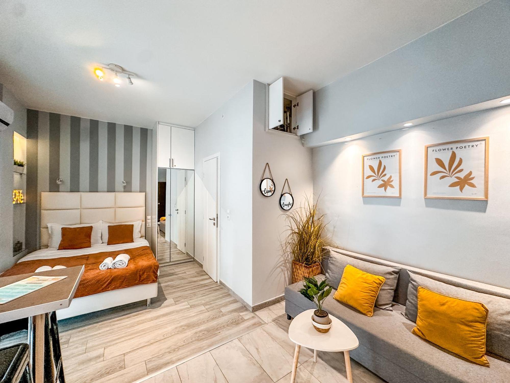 Walk To Markets From A Cozy By Cielo Homes Apartment Athens