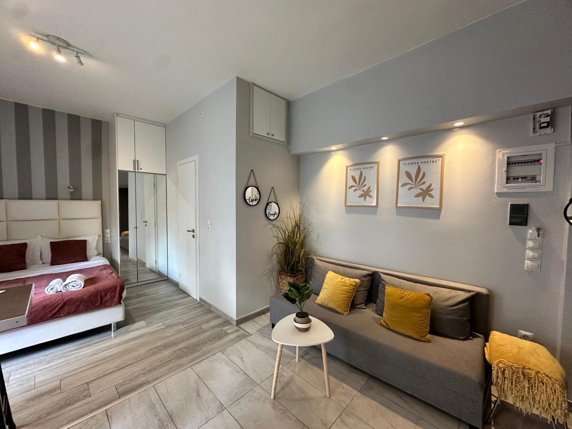 Walk To Markets From A Cozy By Cielo Homes Athens