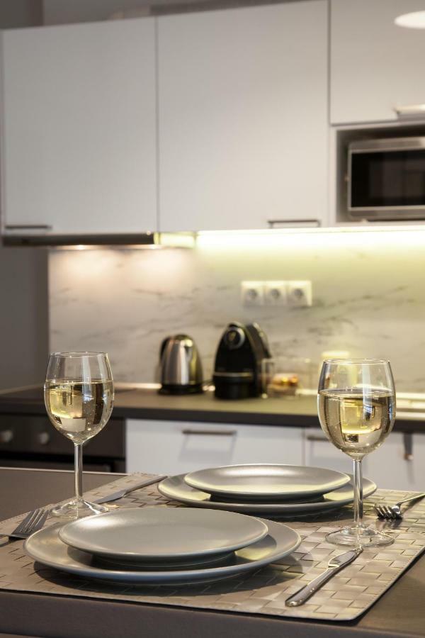 Apartment Walk To Markets From A Cozy By Cielo Homes